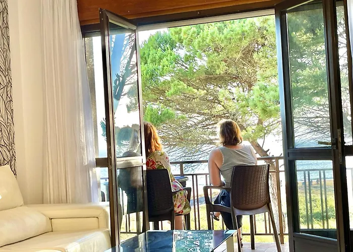 In Sanxenxo Near * Montalvo